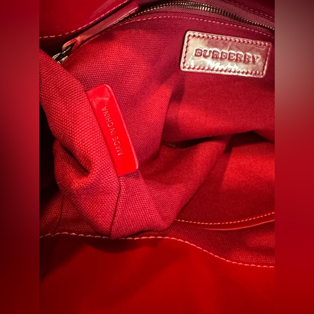 AUTHENTIC Burberry Raspberry Gradient Supernova Check Tote - Picture 9 of 16